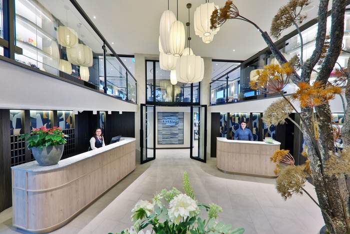 Viva Cruises Viva Two - Reception 2.jpg